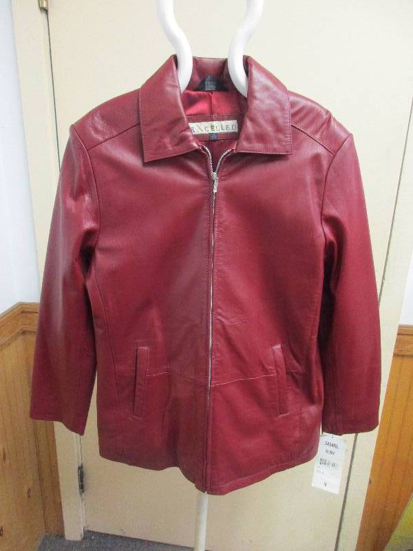 excelled leather ruby dyed lamb (medium)
