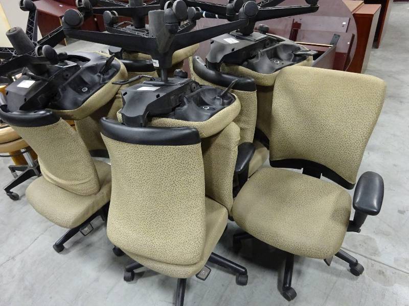 (9) Print Chairs