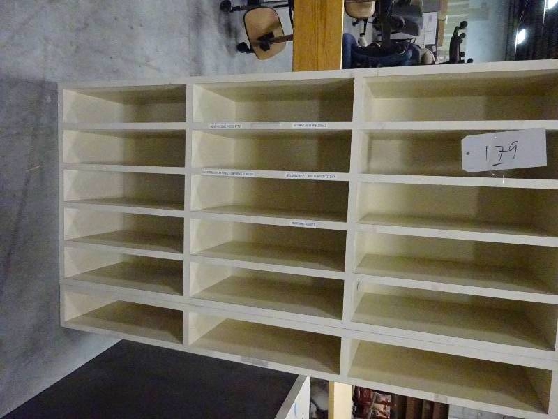 Wall Mount File