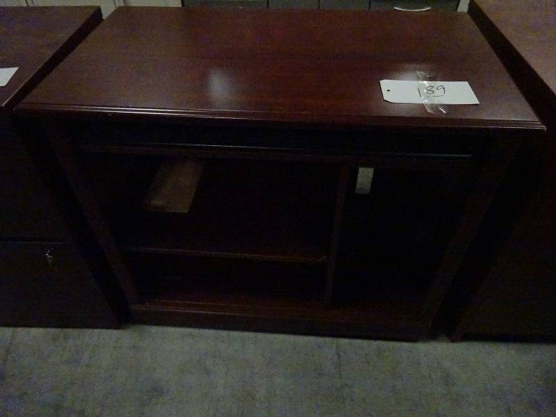 Cabinet to match desks 1-43