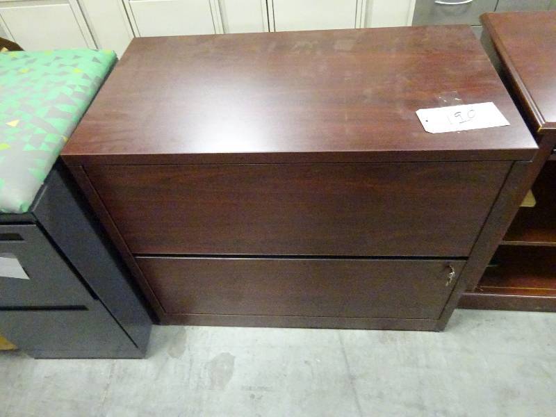 Cabinet to match desks 1-43