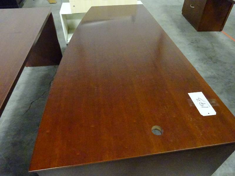 Desk, not put together