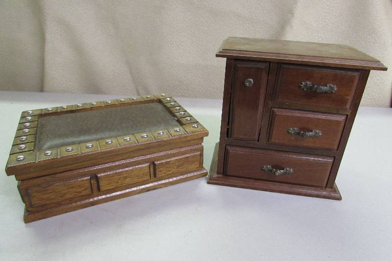 Wooden Jewelry Boxes
