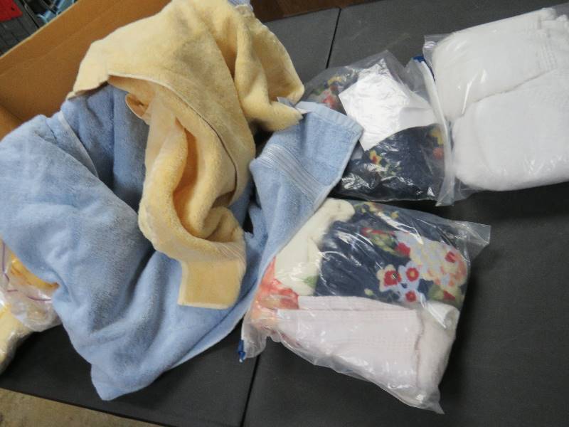 Linen lot