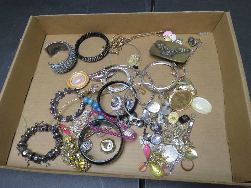 Jewelry lot