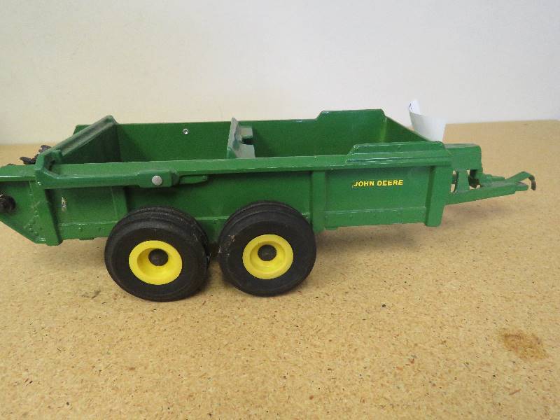 John Deere Wagon