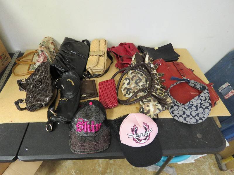 Accessory lot