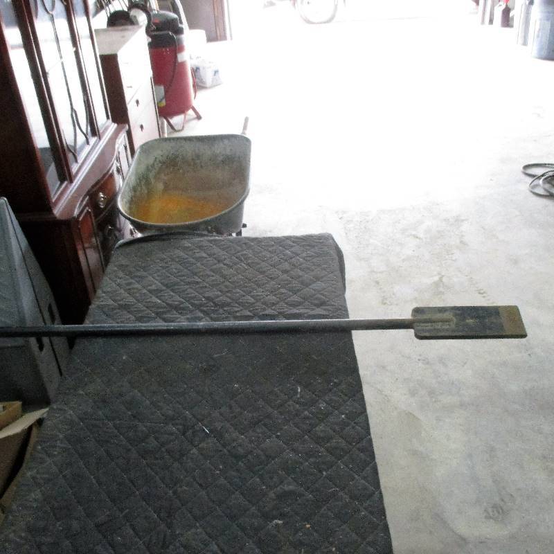 METAL BAR