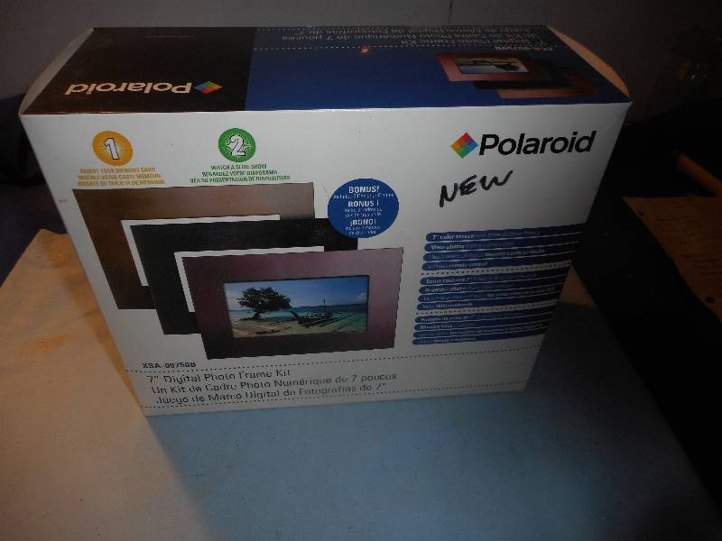 lot 9 image: DIGITAL PHOTO FRAME