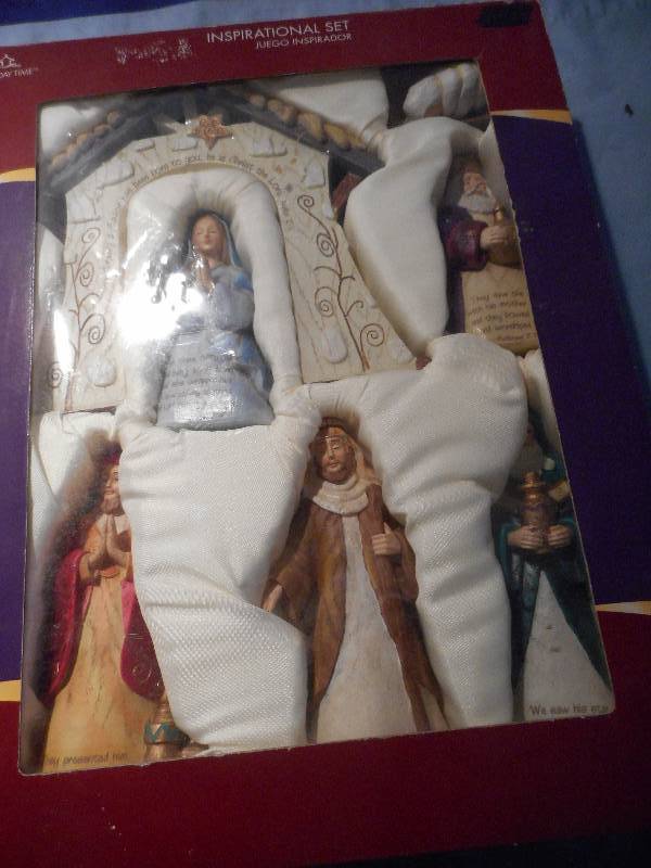 lot 27 image: WISE MEN SET