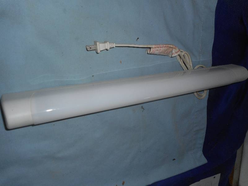 lot 64 image: OVERHEAD ELECTRIC LIGHT