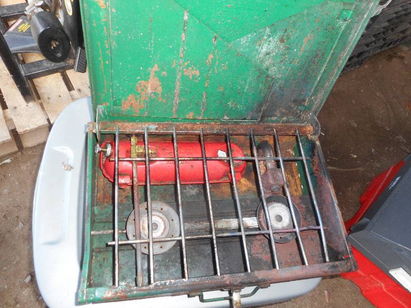 lot 91 image: CAMP STOVE