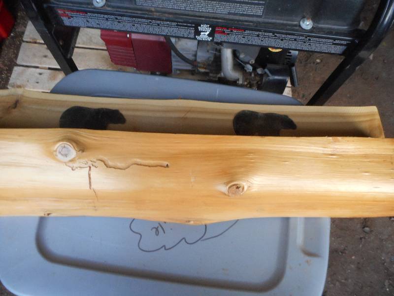 lot 105 image: LOG SHELF