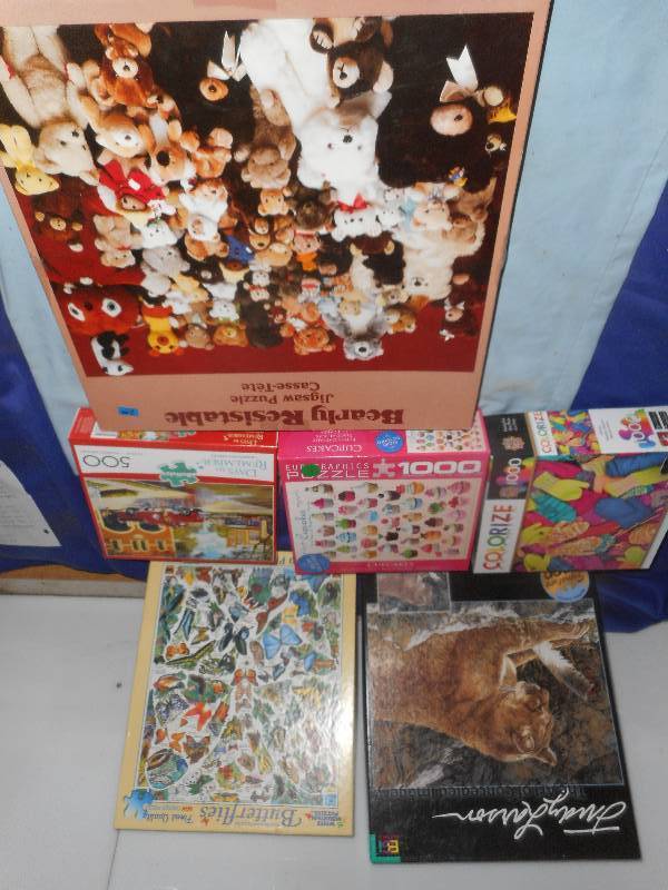 lot 118 image: PUZZLES