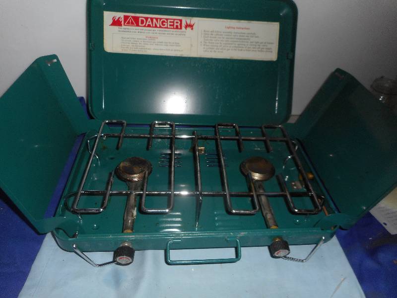lot 123 image: CAMP STOVE