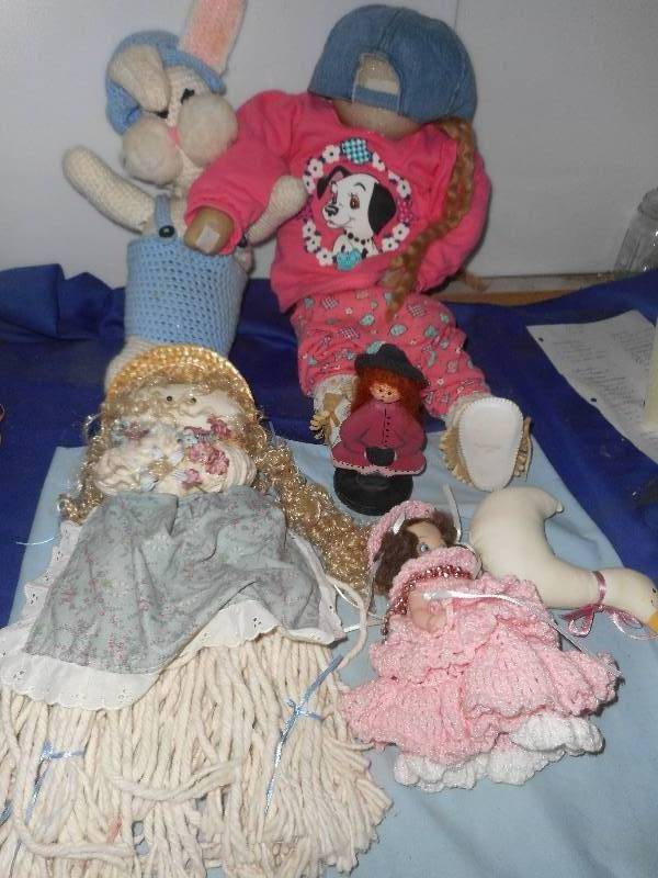 lot 135 image: HOME MADE DOLLS