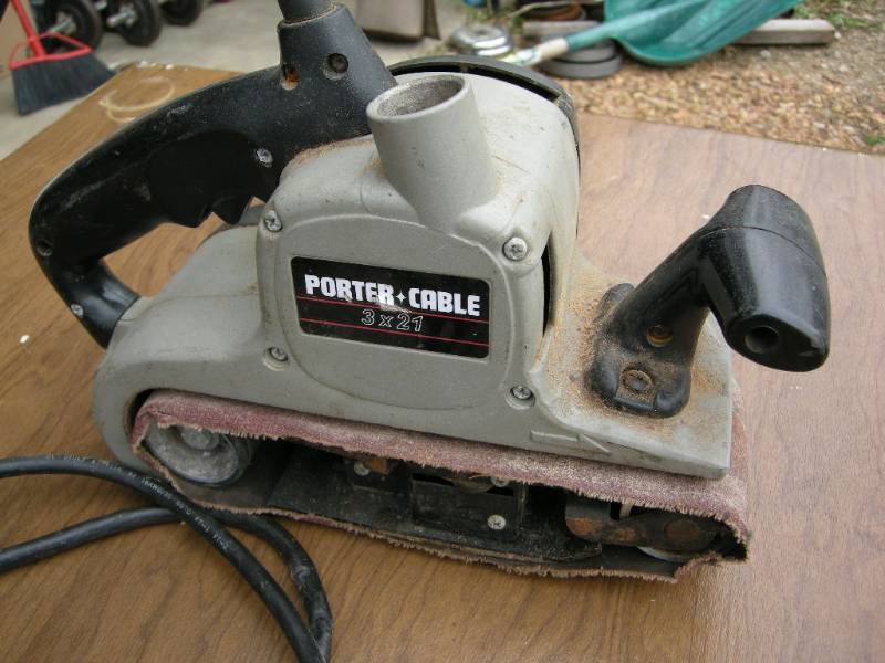 lot 63 image: Porter Cable Sander