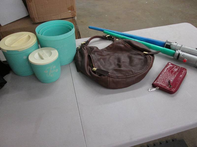 lot 14 image: Mixed Lot Vintage Canisters, Leath...