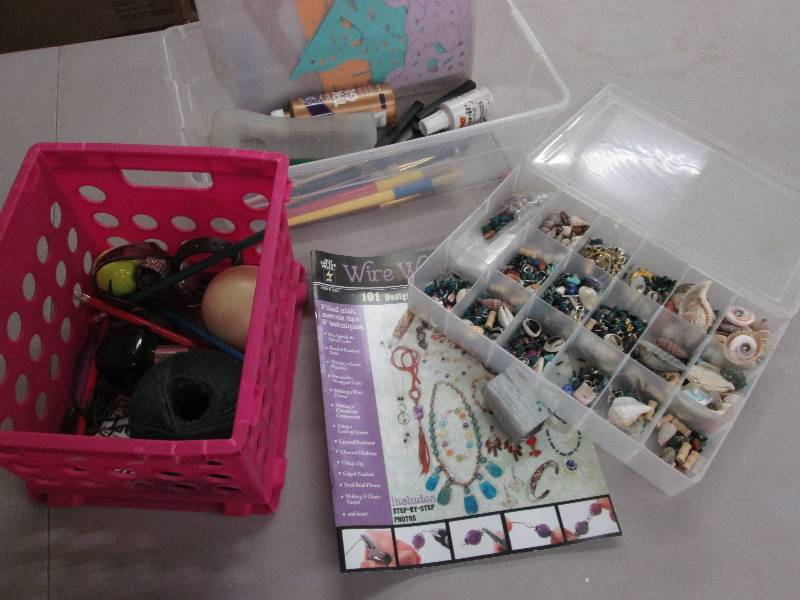 lot 16 image: Beads & shells for crafts, etc see ...