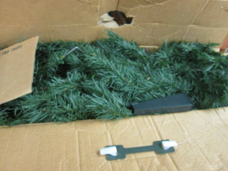 lot 21 image: Christmas Tree 6.5 Chelsea Fir...