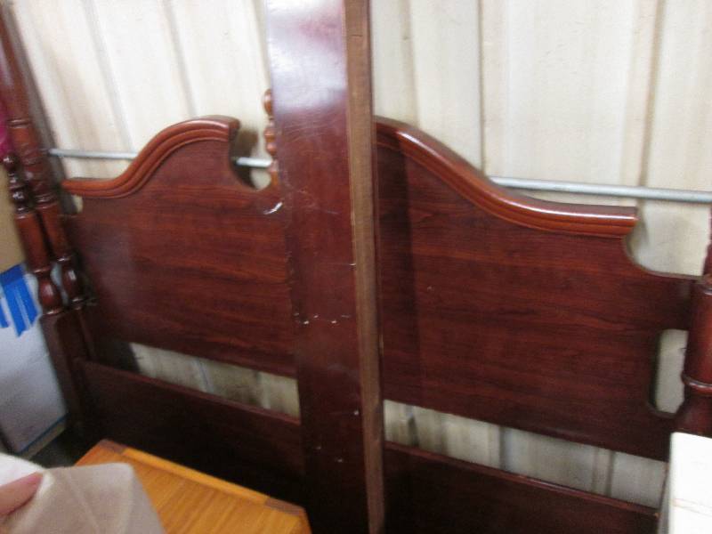 lot 47 image: Four Poster Queen Bed Frame with Wo...
