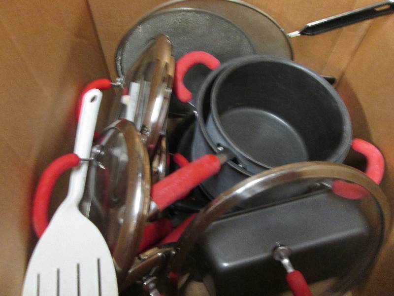 lot 58 image: Rachael Ray Nonstick Cookware ...
