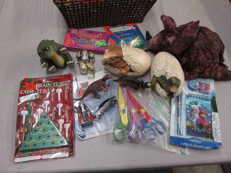 lot 86 image: Dinosaurs & eggs, Craft scissors, P...