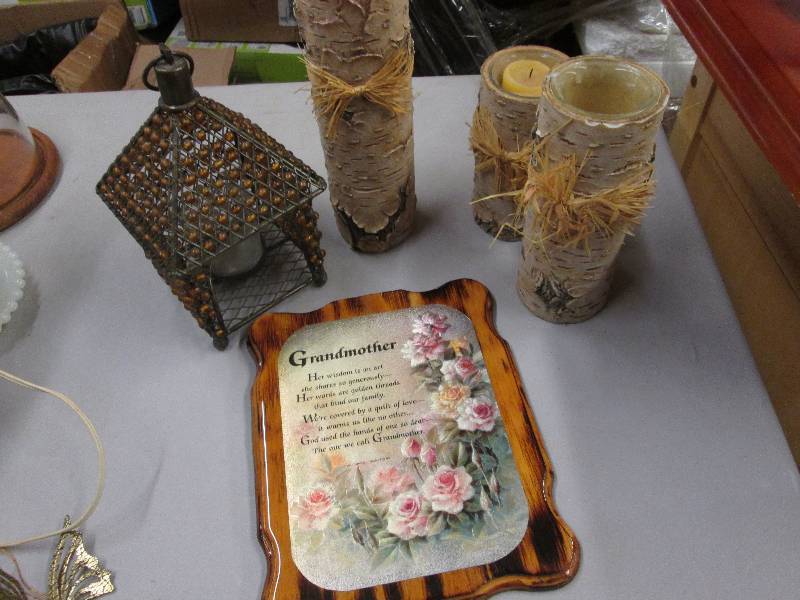 lot 140 image: Grandmother Plaque, Metal Mesh Voti...