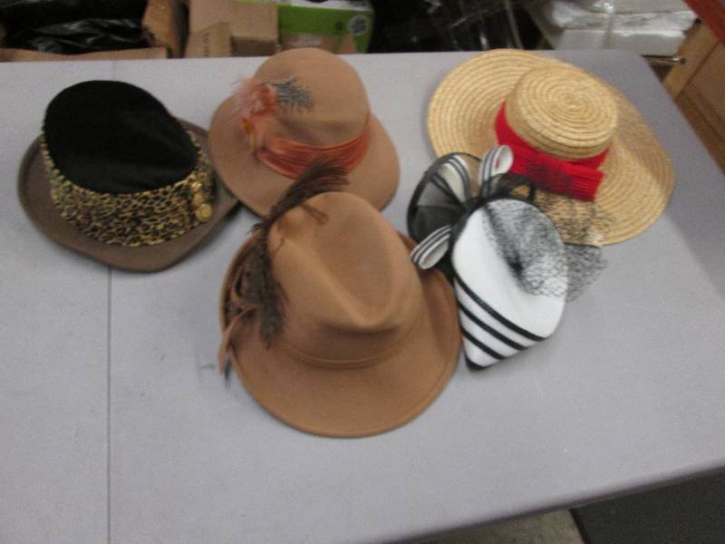 lot 143 image: Lot of 5 Vintage Hats...