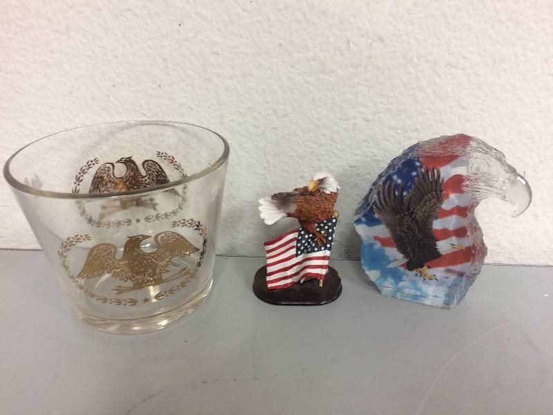 lot 28 image: Assorted Eagle Collectibles