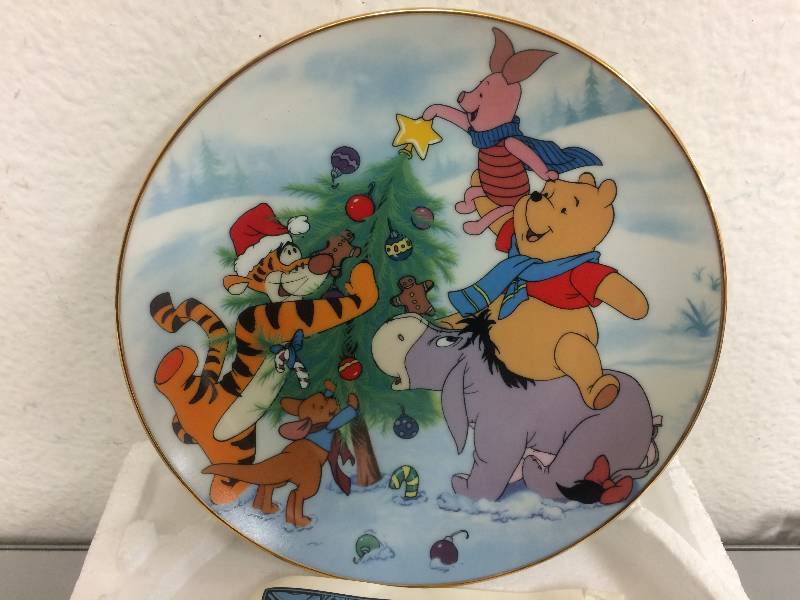 lot 53 image: Bradford Exchange The Star Is The Best Part Plate
