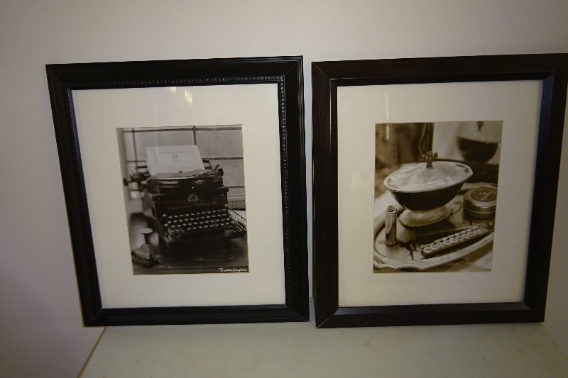 Set of 2 pictures