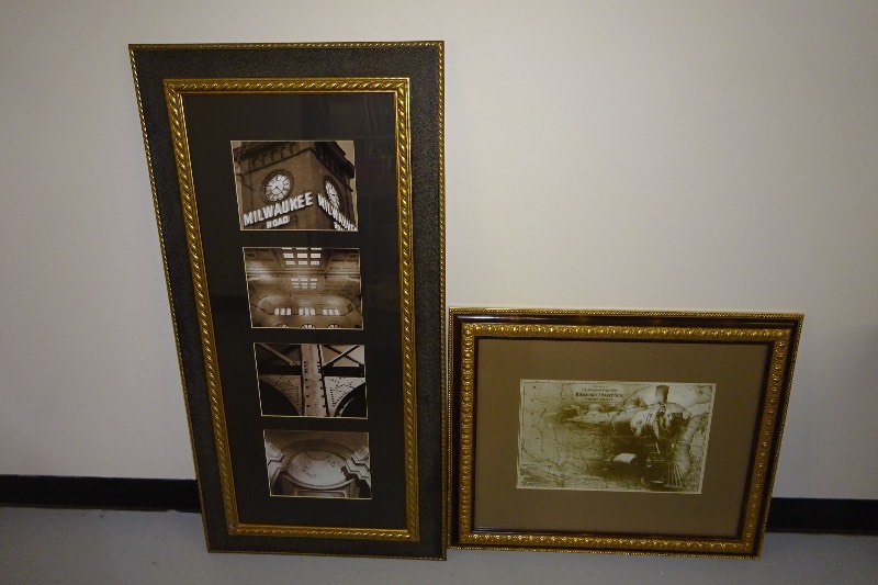Set of 2 pictures