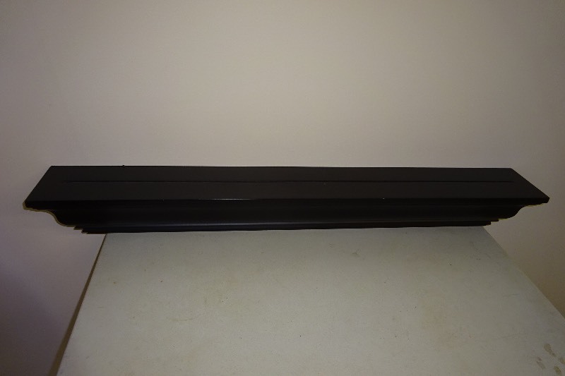 Wall Shelf with groove
