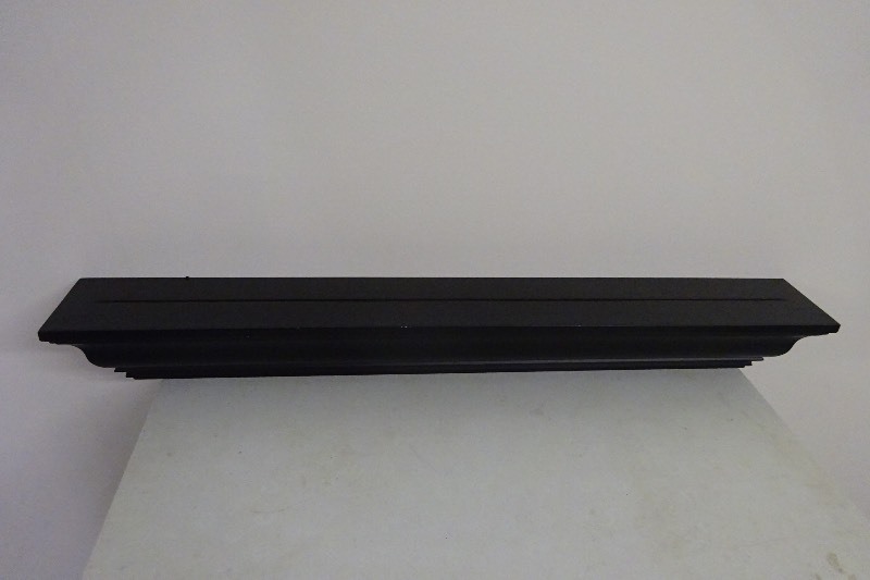 Wall Shelf with groove
