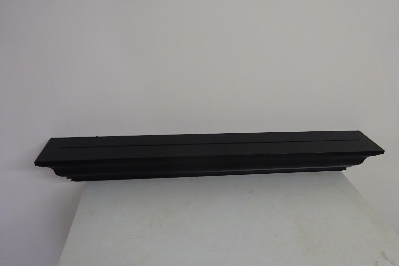 Wall Shelf with groove