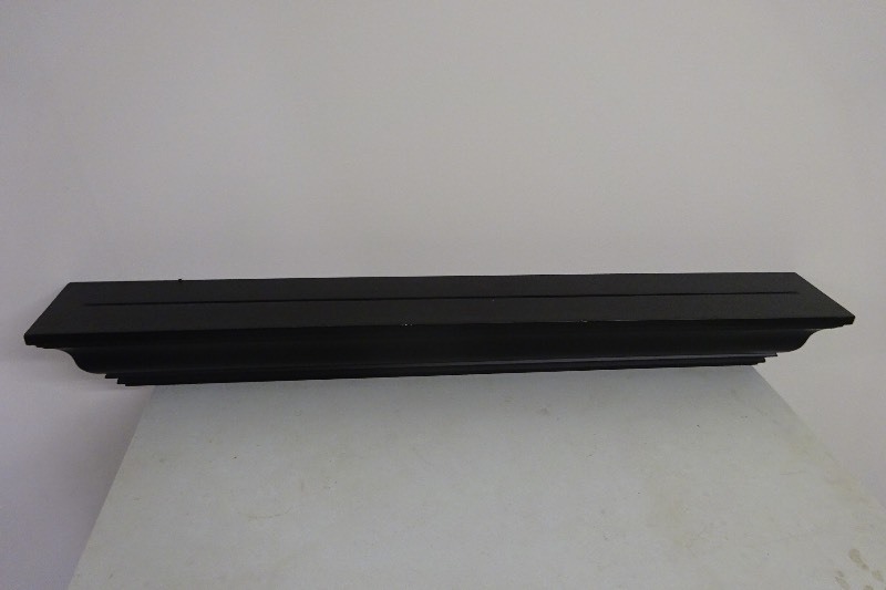 Wall Shelf with groove