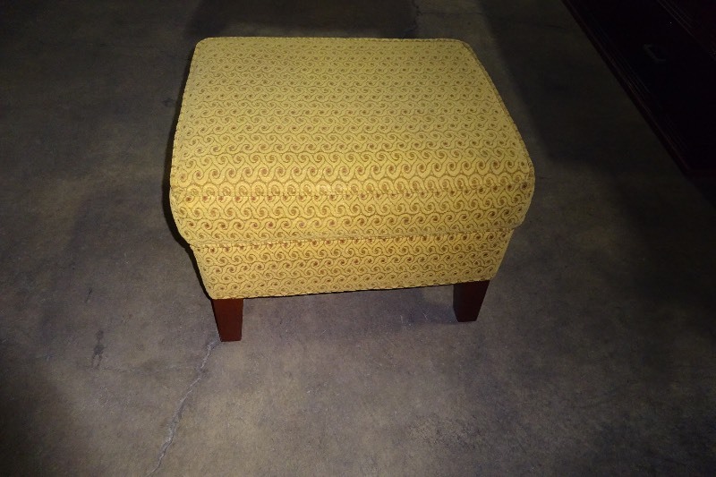 Cloth Ottoman Used