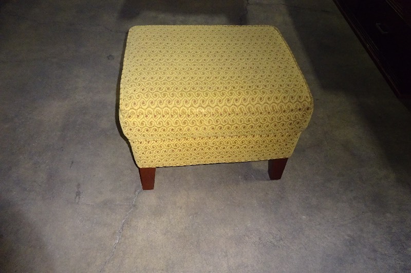 Cloth Ottoman Used