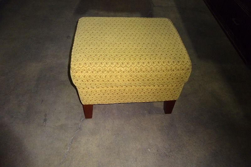Cloth Ottoman Used
