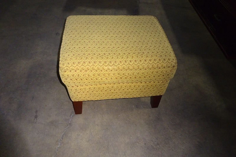Cloth Ottoman Used