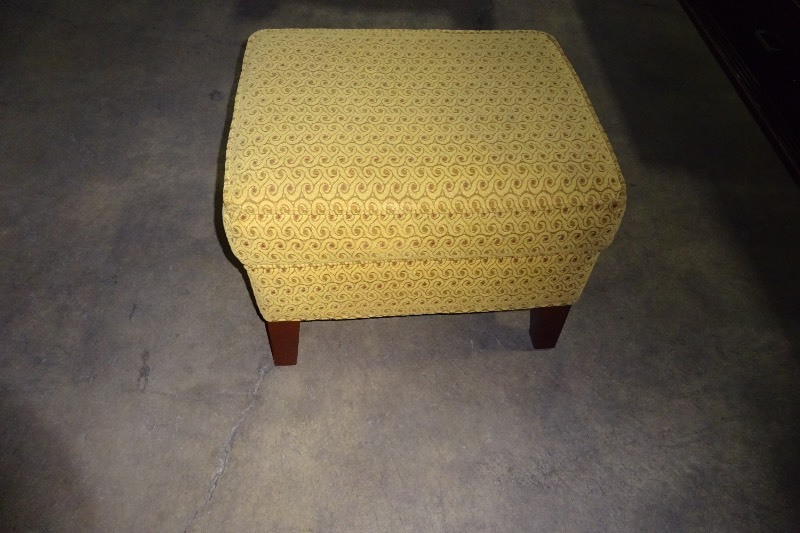 Cloth Ottoman Used