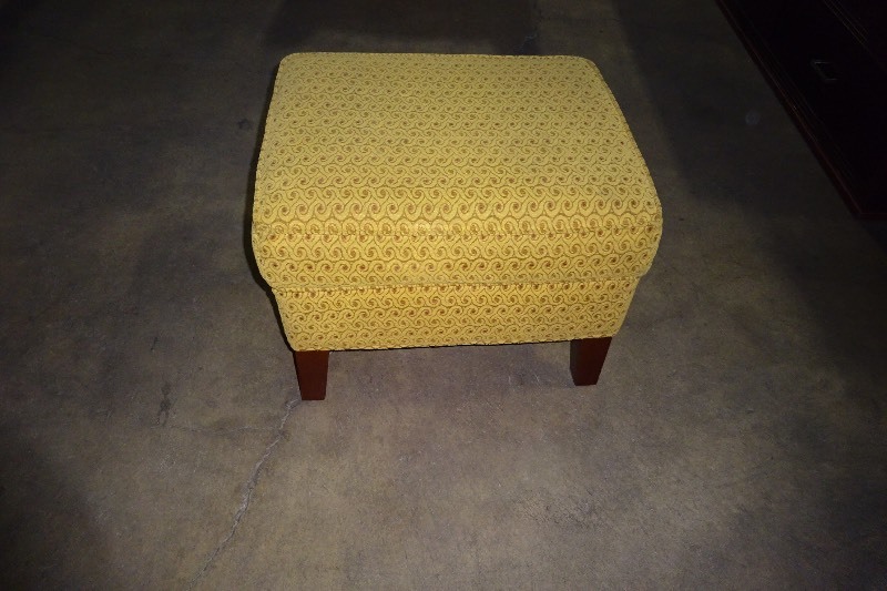 Cloth Ottoman Used