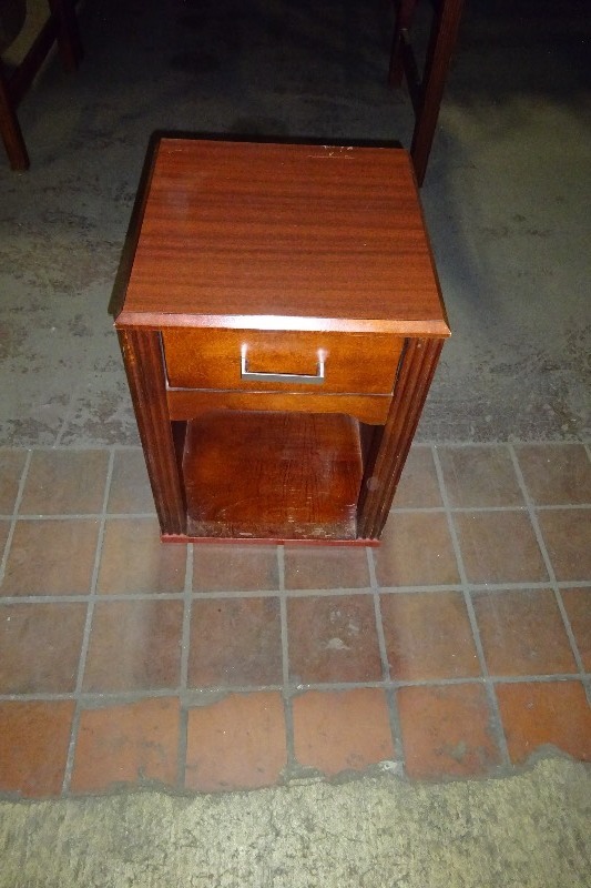 Night Standend table used