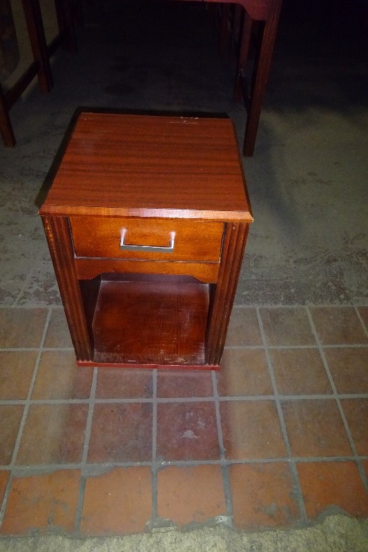 Night Standend table used