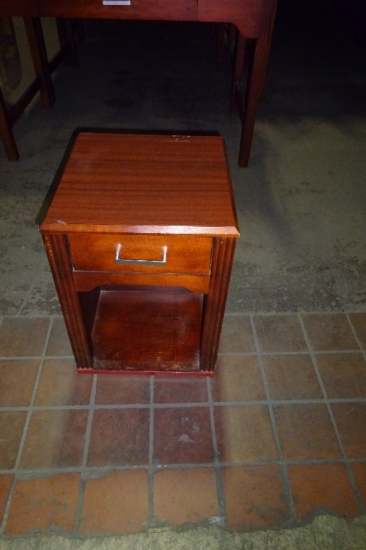 Night Standend table used