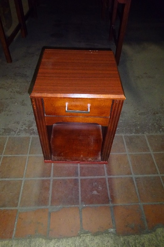 Night Standend table used