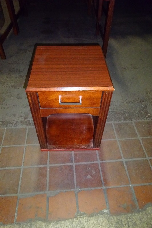 Night Standend table used
