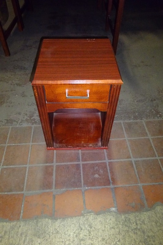 Night Standend table used