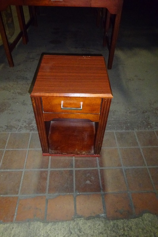Night Standend table used